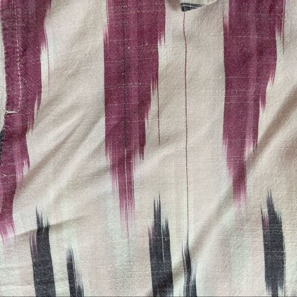 J. Crew Pink Ikat Popover Shirt, size 6- GUC - Picture 4 of 6